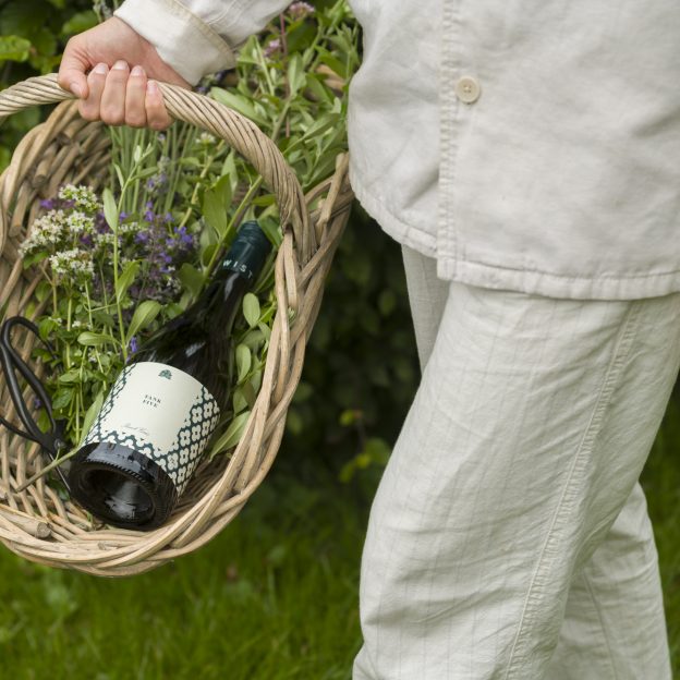 Wiston Estate - Award Winning English Sparkling Wine