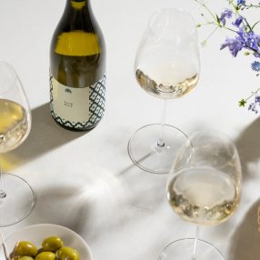 Tank Five Chardonnay, Wiston Chardonnay Still White Wine