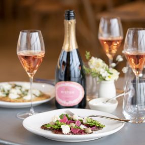Wiston Estate - Award Winning English Sparkling Wine